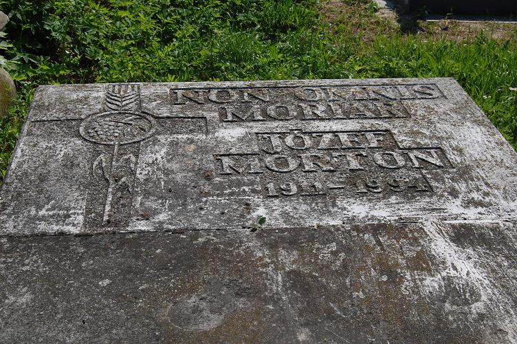 grób Mortona