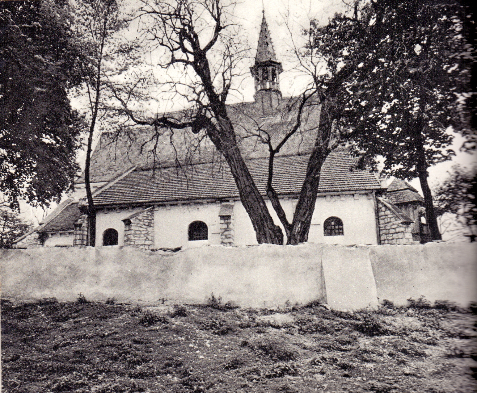 archiwalne zdjęcie kościoła